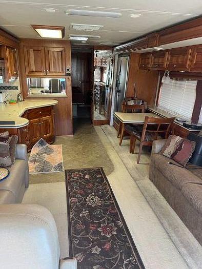Used 2006 Monaco Camelot 42-DSQ