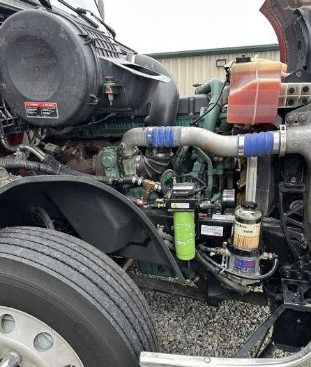 Used 2019 Volvo VNL64T740