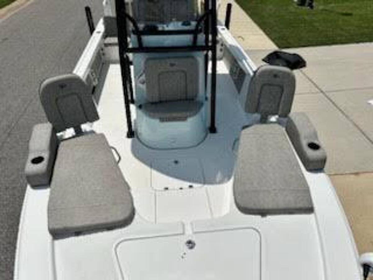 Used 2022 Sea Pro 228 DXL Center Console