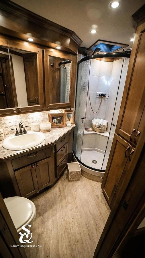 Used 2024 Elite LQ 4 Horse Trailer