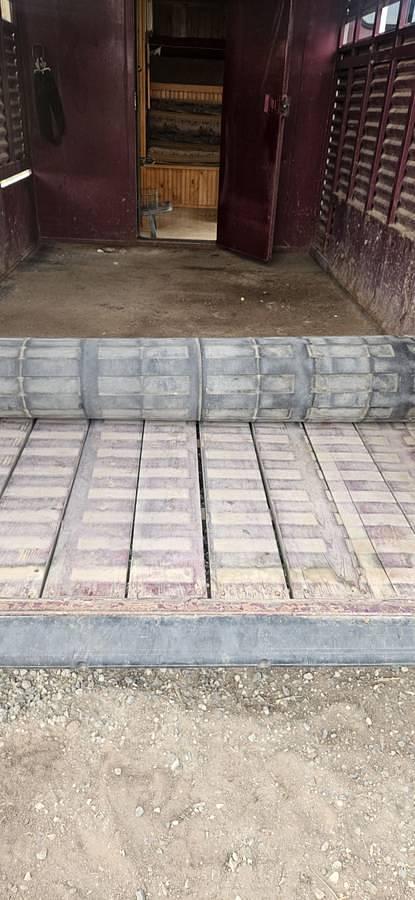 Used 2004 Featherlite Horse Trailer with Living Quarters