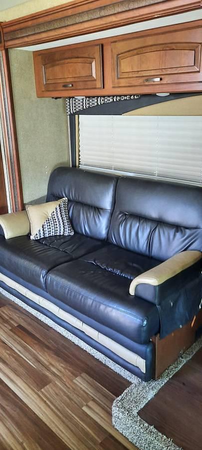 Used 2015 Jayco Grayhawk 31FK