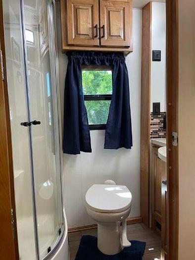 Used 2019 Tiffin Allegro Red 33AA