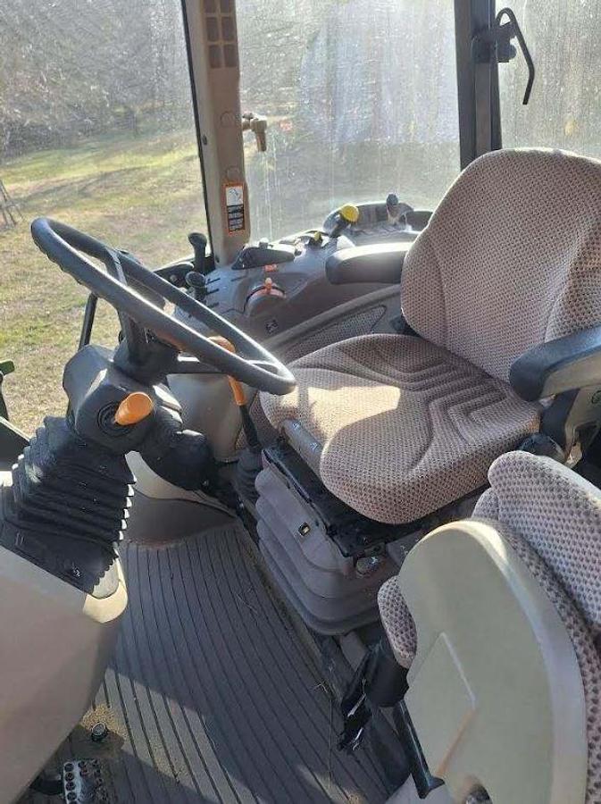 Used 2022 John Deere 5115M PowerQuad Plus / Power 8 Utility Tractor