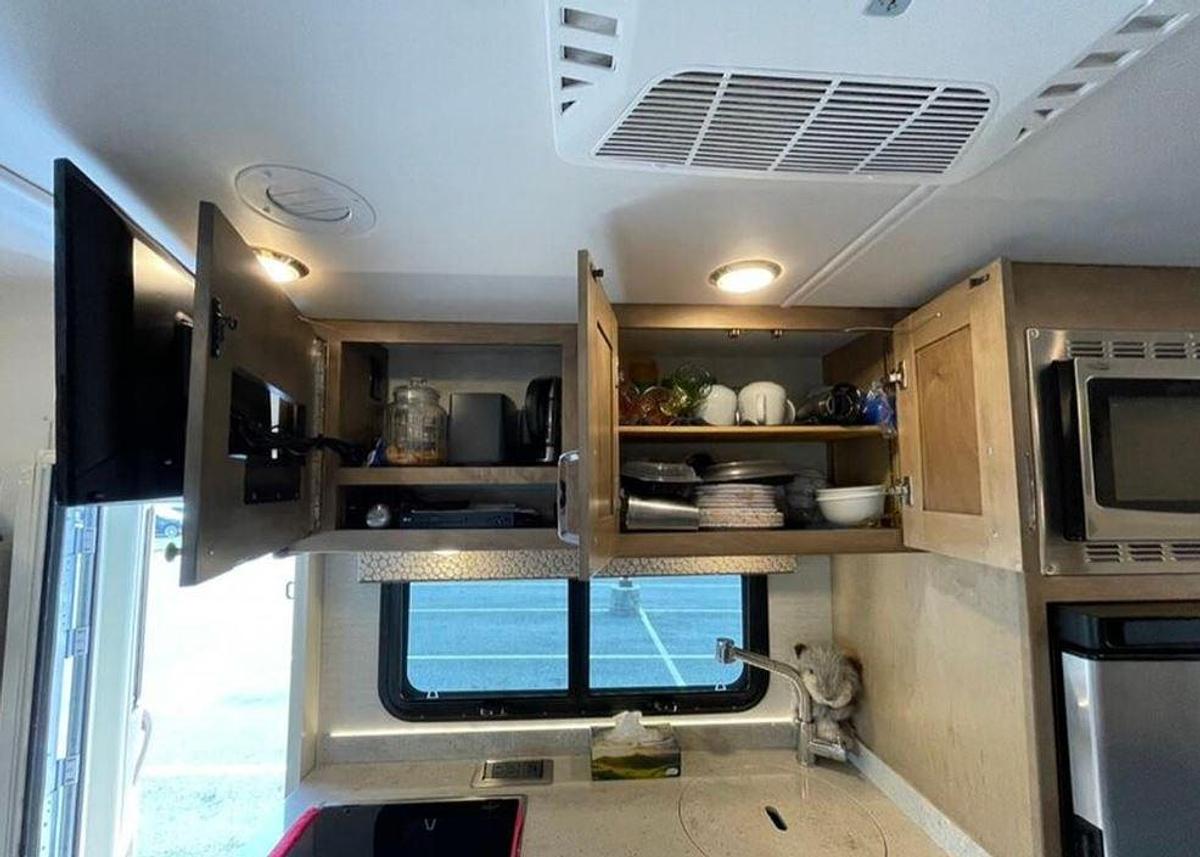 Used 2022 Tiffin Motorhomes Wayfarer 25RW Class C Motorhome