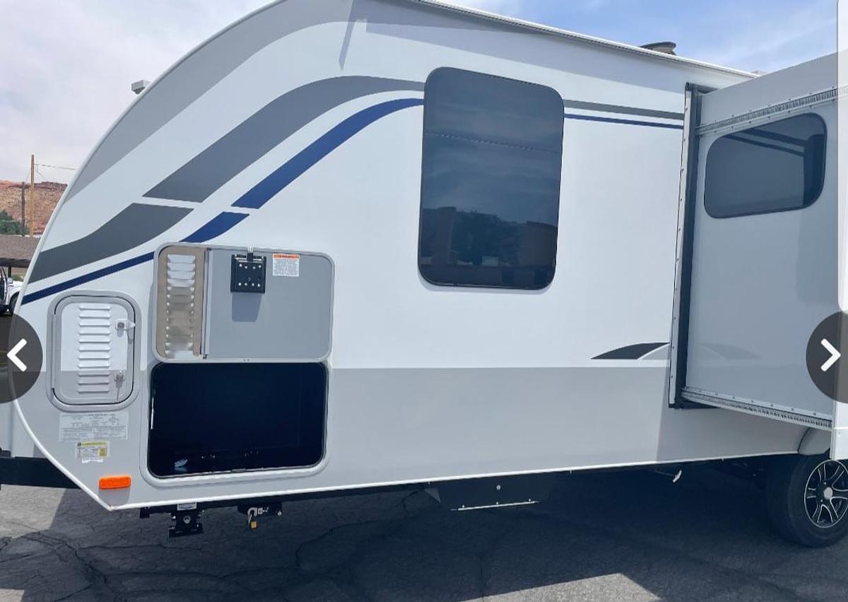 Used 2021 Lance 2295 Travel Trailer