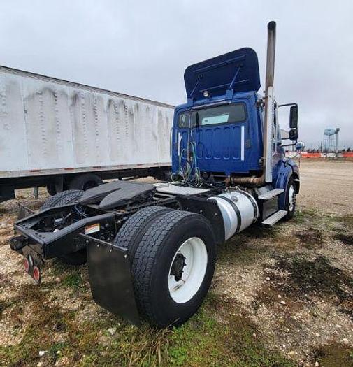 Used 2016 Freightliner Business Class M2 112