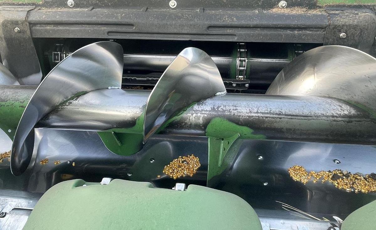 Used 2023 John Deere C8R Row Crop Header