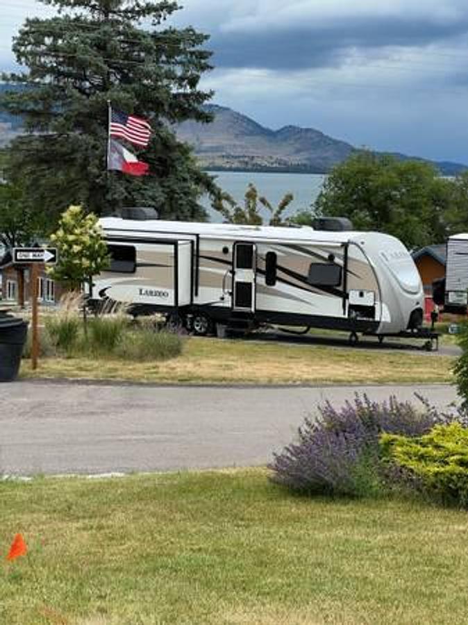 Used 2015 Keystone Laredo Travel Trailer