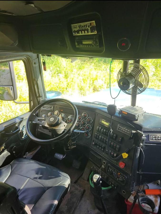 Used 2012 Western Star 4900sa