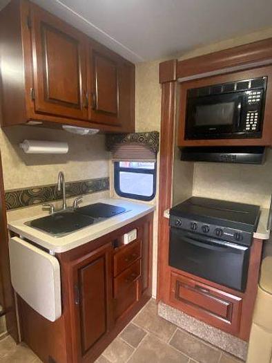 Used 2013 Forest River Sunseeker 2860DS
