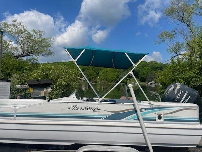 Used 2000 Hurricane Fun Deck