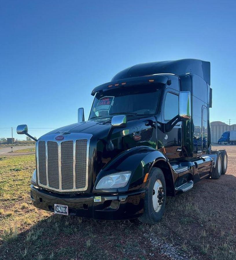 Used 2015 Peterbilt 579