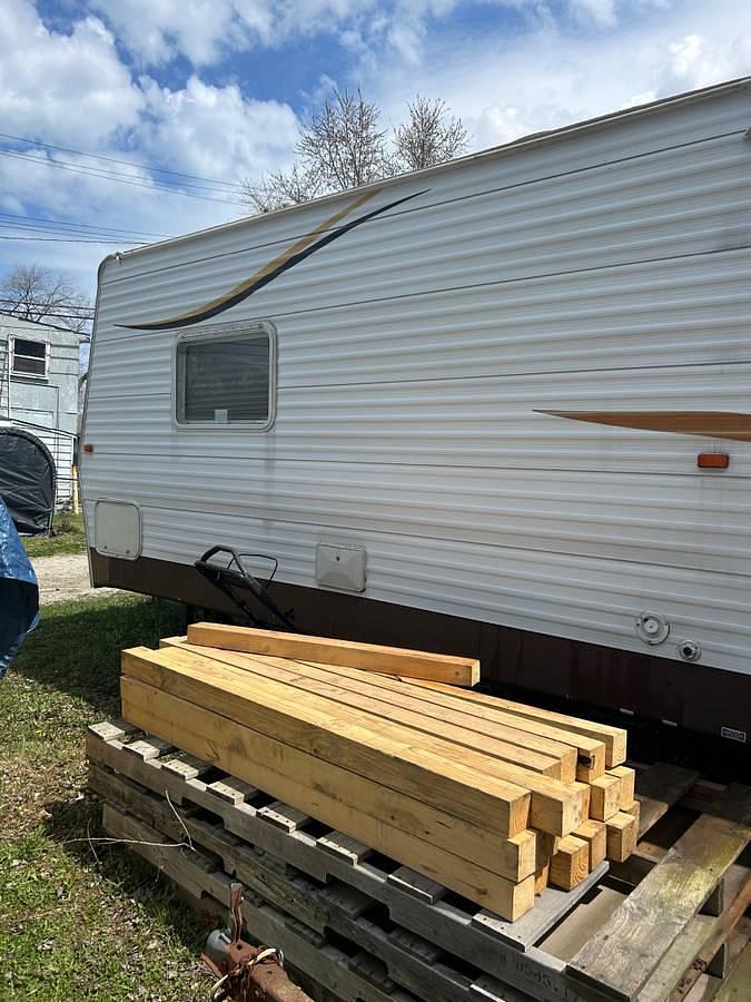 Used 2007 Skyline Nomad Travel Trailer