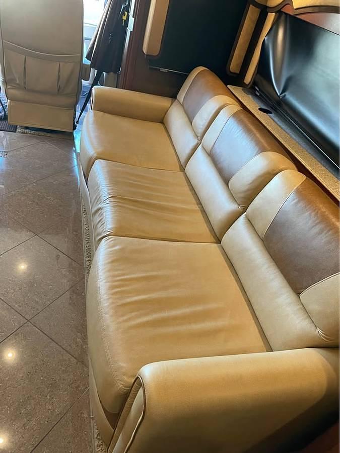 Used 2012 Fleetwood Discovery 42M Class A Motorhome