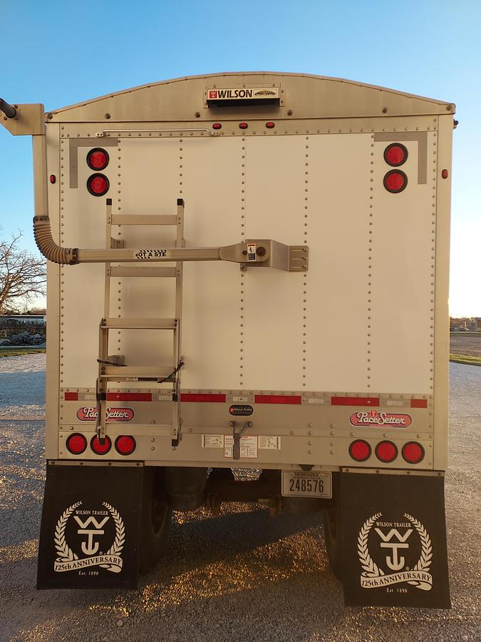 Used 2015 Wilson Hopper Trailer