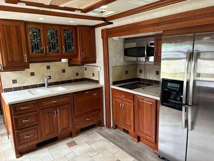 Used 2010 American Coach American Traditions 45Y