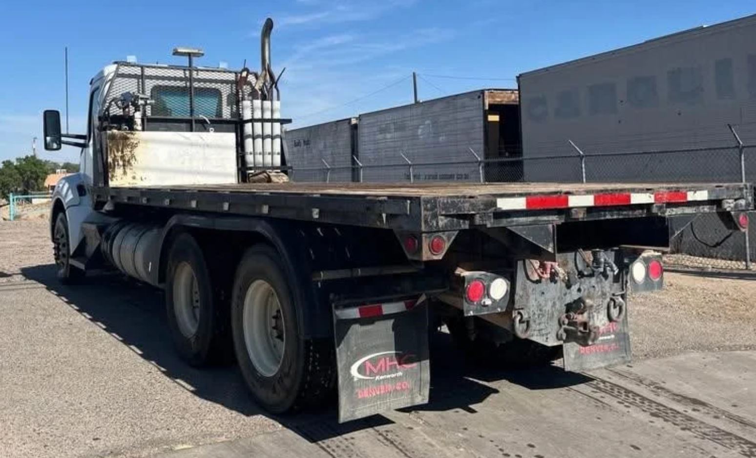 Used 2016 Kenworth T880 Flatbed Truck