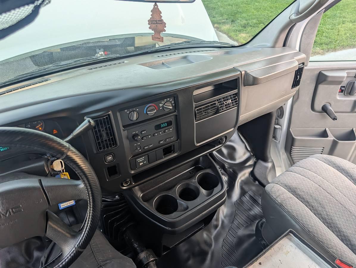 Used 2005 GMC Savana 3500 Carpet Cleaning Van