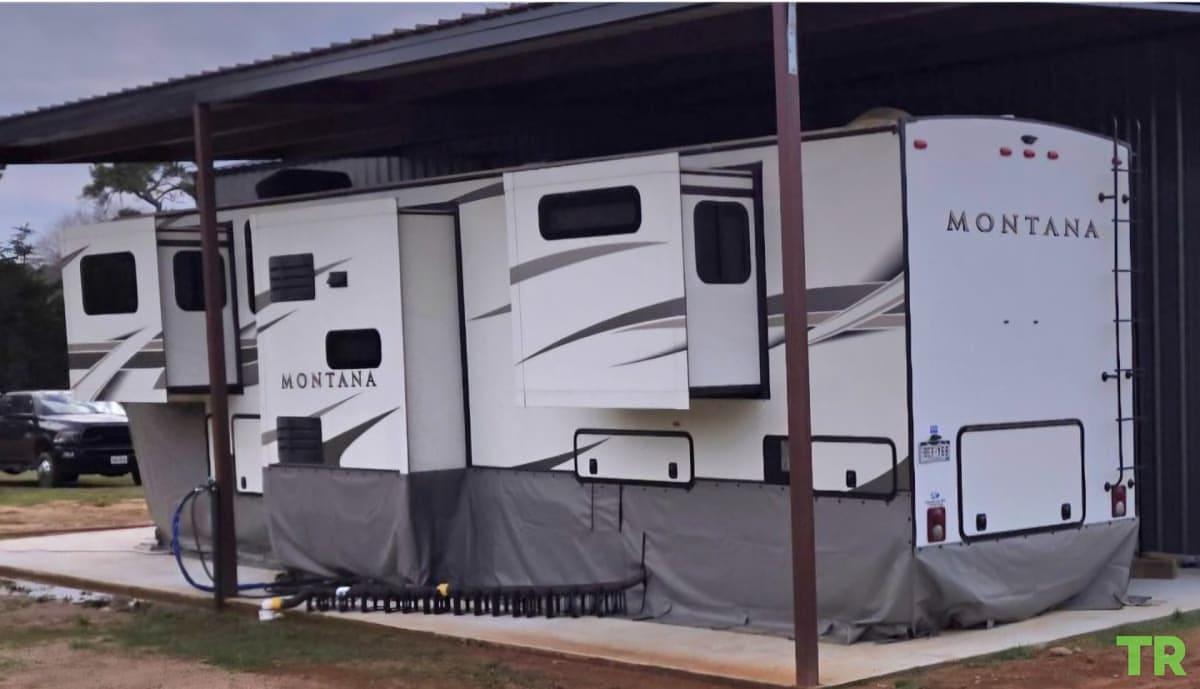 Used 2020 Keystone Montana 3760FL Fifth Wheel
