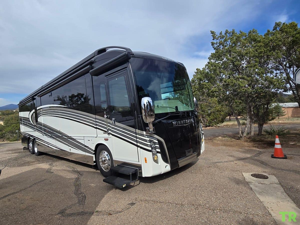 Used 2017 Winnebago Grand Tour 45RL