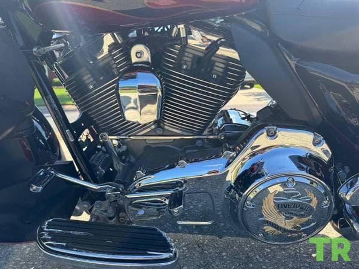 Used 2011 Harley-Davidson CVO Ultra Classic Electra Glide FL