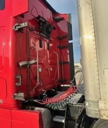 Used 2017 Freightliner Cascadia 125