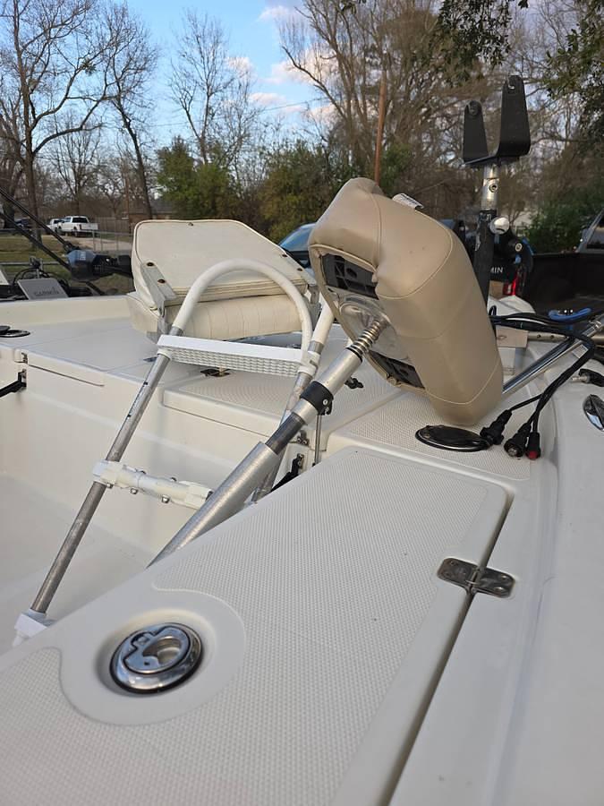 Used 2004 SKEETER ZX22 BAY