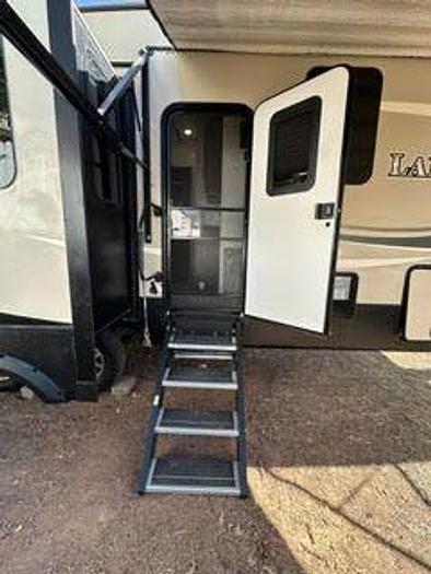 Used 2019 Keystone Laredo 298SRL
