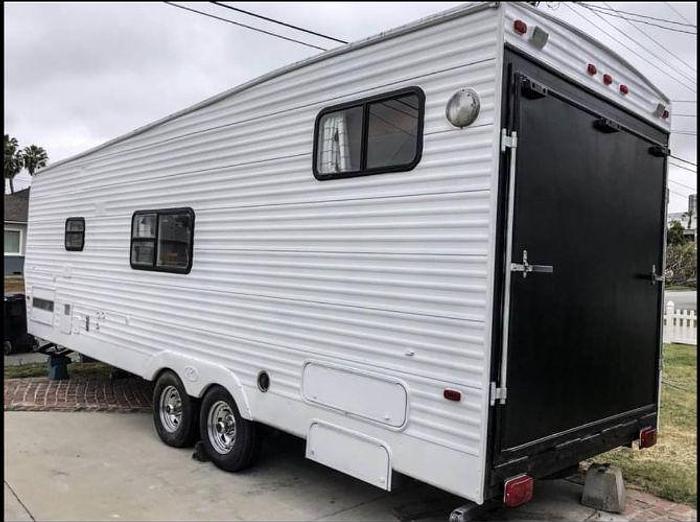 Used 2002 Keystone Tail Gator 251 RR