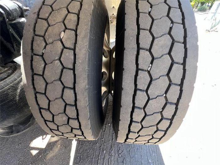 Used 2016 Freightliner Business Class M2 112