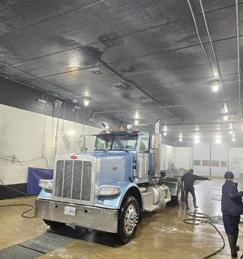 Used 2017 Peterbilt 389