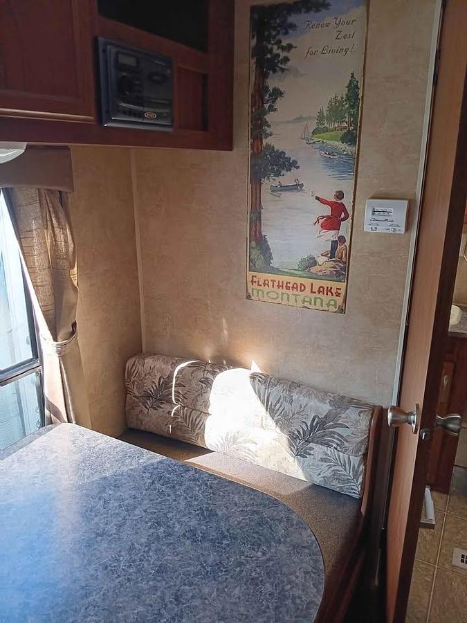 Used 2011 Jayco Jay Flight 22FB