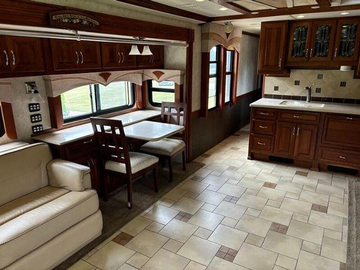 Used 2010 American Coach American Traditions 45Y