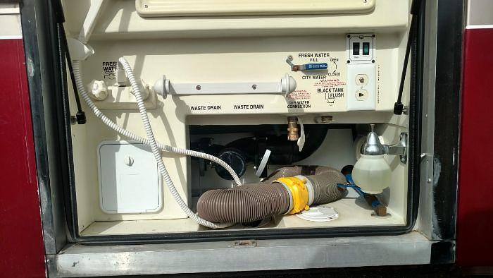 Used 2000 Monaco Dynasty 38P