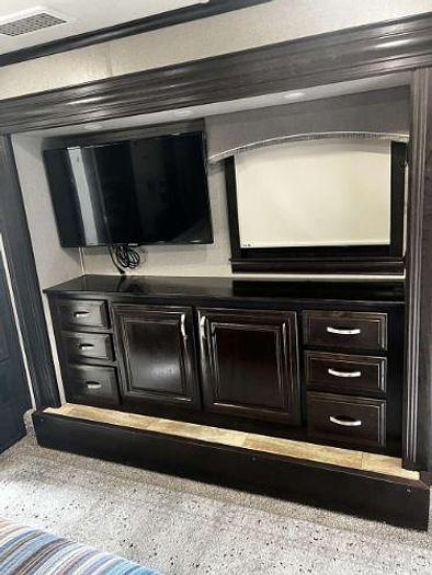 Used 2019 Forest River Riverstone 39RKFB