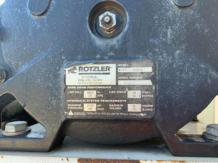 Used 2011 Ford Super Duty F-750 Straight Frame Crane Truck