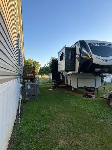Used 2019 Keystone Avalanche 382FL
