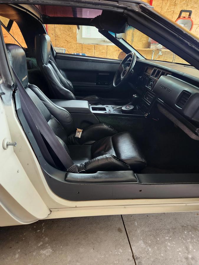 Used 1985 Chevrolet Corvette Coupe