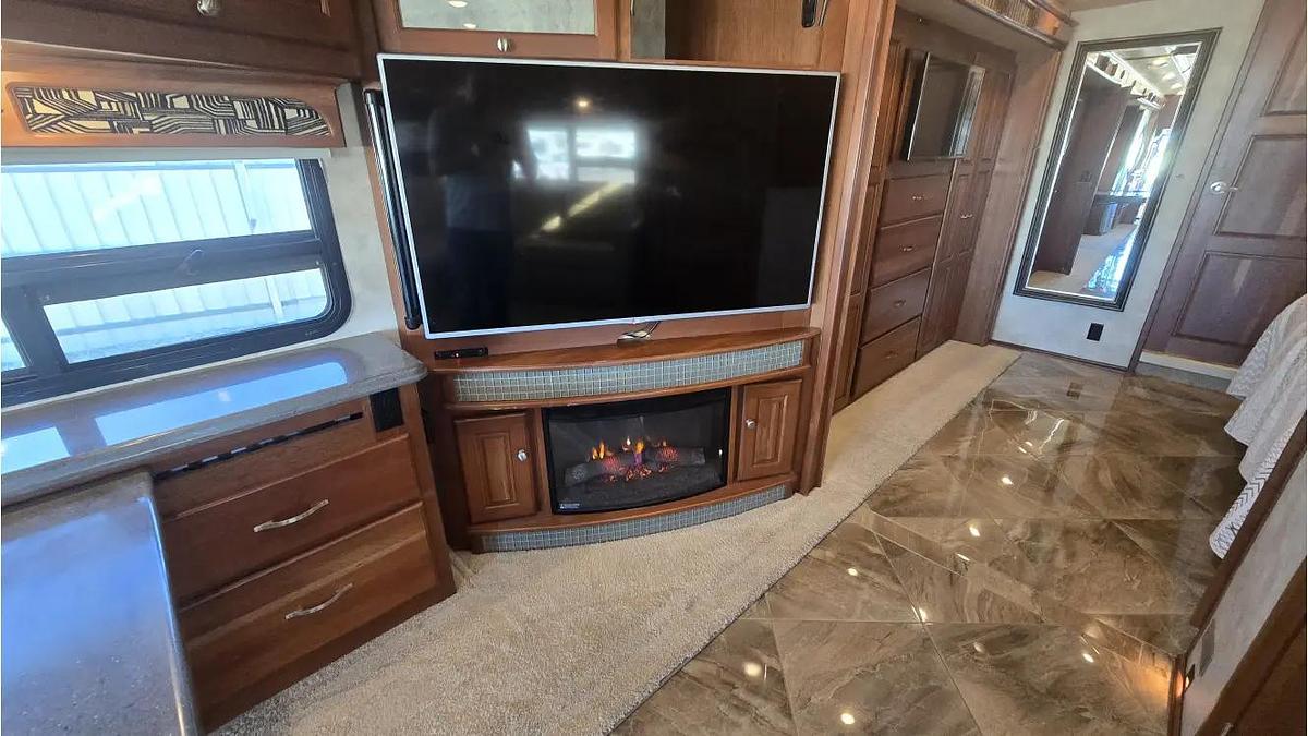 Used 2016 Winnebago Journey 40r