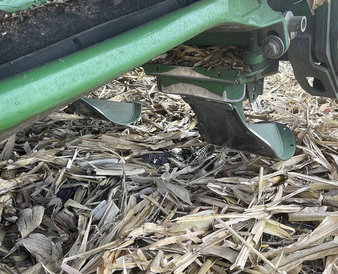 Used 2023 John Deere C8R Row Crop Header