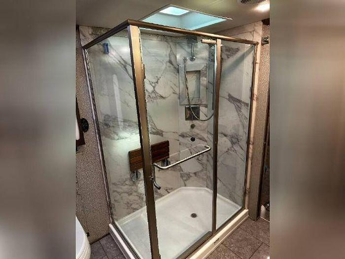 Used 2019 Newmar Ventana 4369