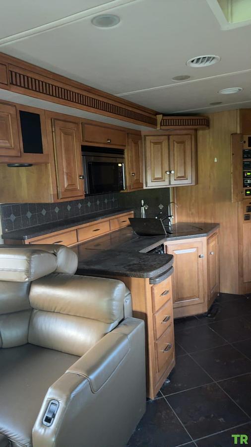 Used 2011 Itasca Meridian 40U