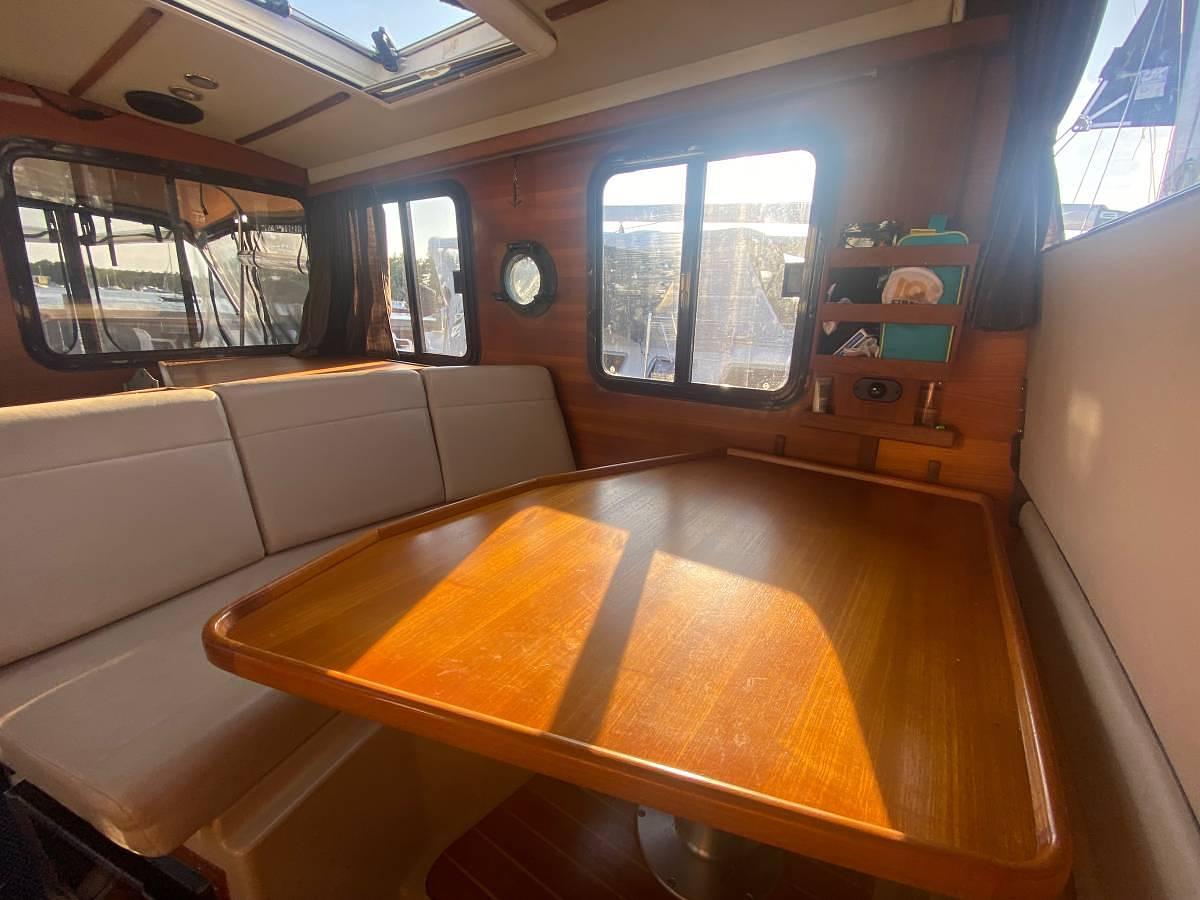 Used 2011 Ranger Tug R29