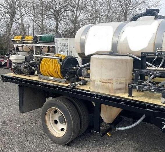 Used 2019 Isuzu NPR HD Spray Truck