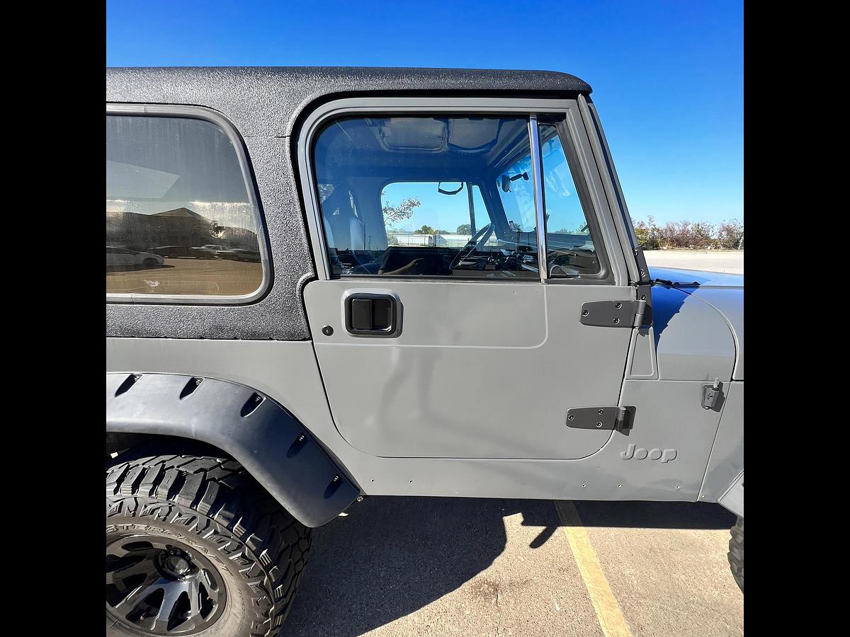 Used 1987 Jeep Wrangler 4WD Laredo