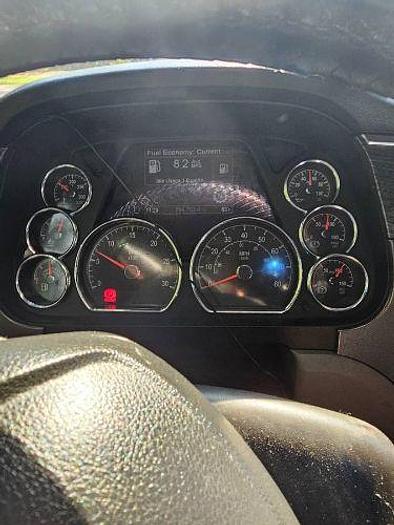 Used 2017 Peterbilt 579 Sleeper