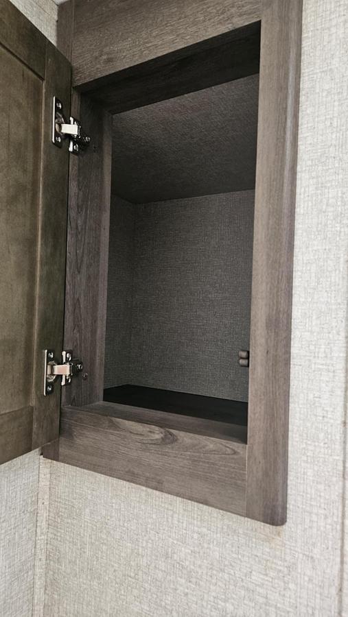 Used 2019 Keystone Montana 3121RL Fifth Wheel