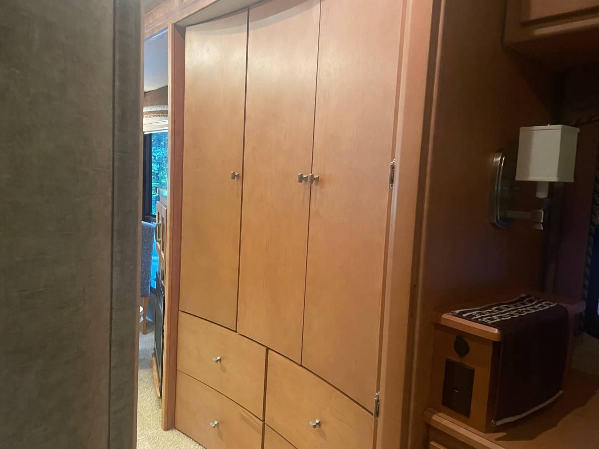 Used 2008 Winnebago Journey 40TD Class A Diesel Motorhome