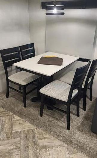 Used 2023 Palomino Puma Destination 39DBT